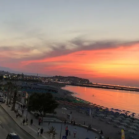 Akasha Waves Апартаменты